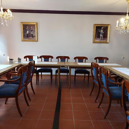 Der Heurige Im Gasthaus Zum Loewen Φράιζινγκ Εξωτερικό φωτογραφία