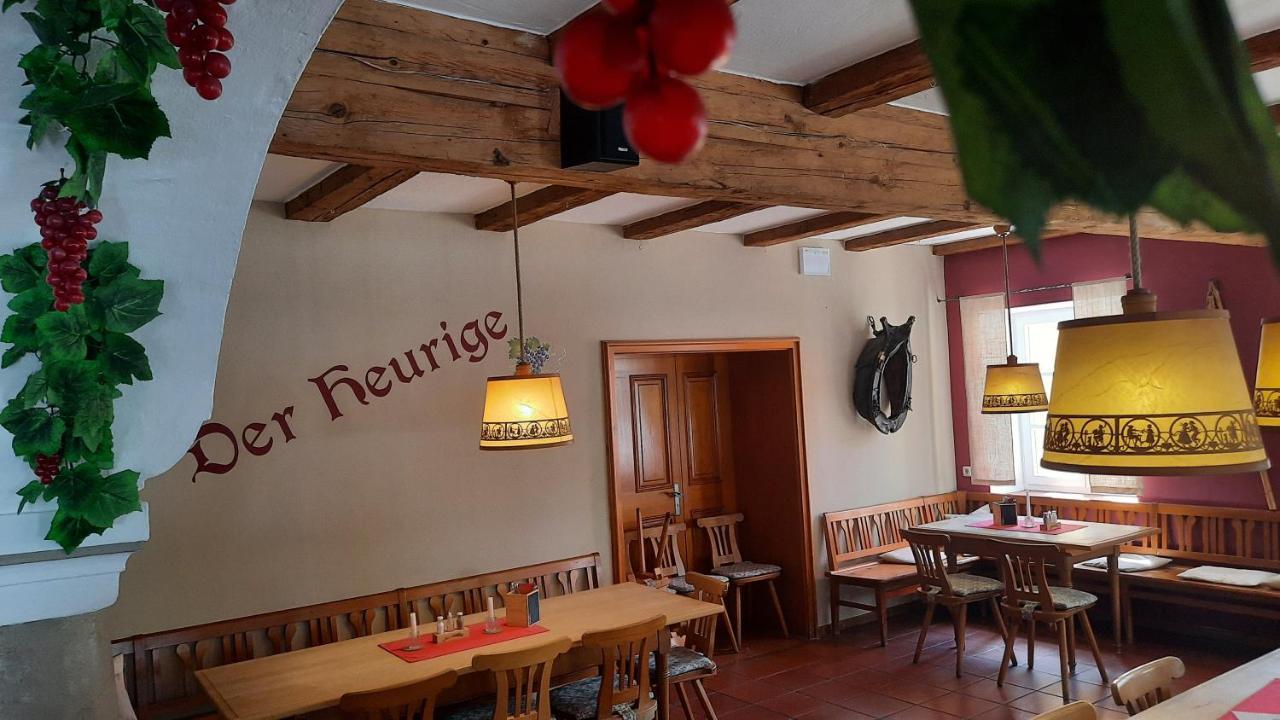 Der Heurige Im Gasthaus Zum Loewen Φράιζινγκ Εξωτερικό φωτογραφία